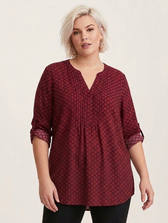 Addition Elle Tops - Addition Elle💋Burgundy Printed V-Neck Pintuck Tunic SLEEVE TABS to SHORTEN Sz20